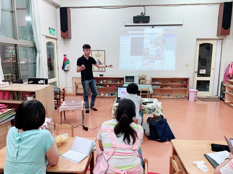 電商 新媒體 商業思維 商業模式 思維一變市場一片 獨立站 自媒體 網路賺錢 被動收入 抖音 TIKTOK 剪映 興趣電商 Dropshipping shopify  淘寶 Aliexpress 蝦皮 Lazada Shopee 拼多多 1688 GoogleAds GoogleMarketing FacebookMarketing Facebook Staryo電商運營教程 Staryo电商运营教程 游炘达 游炘達 電商教學 電商創業 電商培訓 tiktok教學 shopify教學