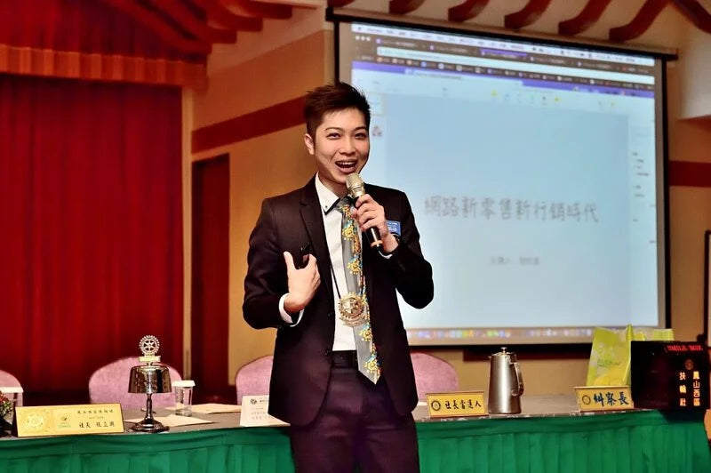電商 新媒體 商業思維 商業模式 思維一變市場一片 獨立站 自媒體 網路賺錢 被動收入 抖音 TIKTOK 剪映 興趣電商 Dropshipping shopify  淘寶 Aliexpress 蝦皮 Lazada Shopee 拼多多 1688 GoogleAds GoogleMarketing FacebookMarketing Facebook Staryo電商運營教程 Staryo电商运营教程 游炘达 游炘達 電商教學 電商創業 電商培訓 tiktok教學 shopify教學