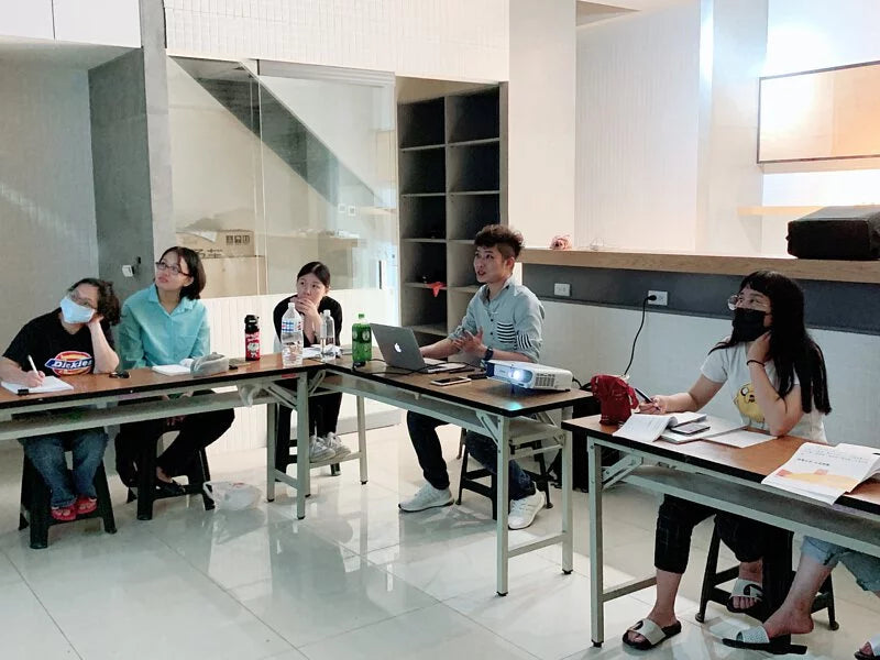 電商 新媒體 商業思維 商業模式 思維一變市場一片 獨立站 自媒體 網路賺錢 被動收入 抖音 TIKTOK 剪映 興趣電商 Dropshipping shopify  淘寶 Aliexpress 蝦皮 Lazada Shopee 拼多多 1688 GoogleAds GoogleMarketing FacebookMarketing Facebook Staryo電商運營教程 Staryo电商运营教程 游炘达 游炘達 電商教學 電商創業 電商培訓 tiktok教學 shopify教學