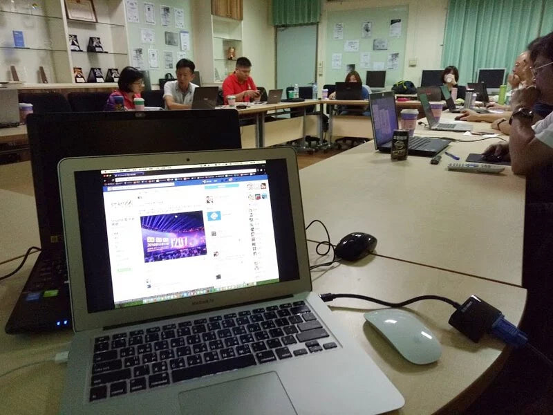 電商 新媒體 商業思維 商業模式 思維一變市場一片 獨立站 自媒體 網路賺錢 被動收入 抖音 TIKTOK 剪映 興趣電商 Dropshipping shopify  淘寶 Aliexpress 蝦皮 Lazada Shopee 拼多多 1688 GoogleAds GoogleMarketing FacebookMarketing Facebook Staryo電商運營教程 Staryo电商运营教程 游炘达 游炘達 電商教學 電商創業 電商培訓 tiktok教學 shopify教學